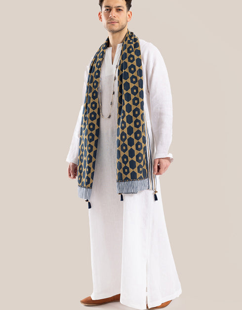 Long line jellabiya with round neckline with slits